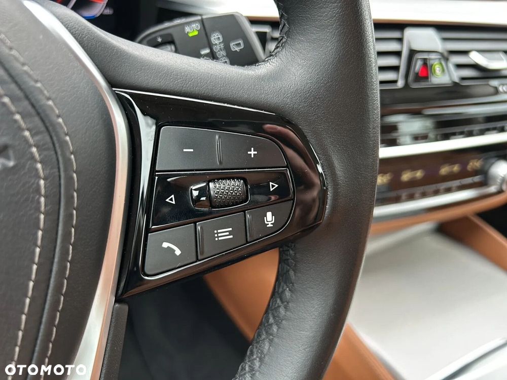 BMW Seria 5 520i mHEV Luxury Line sport - 25