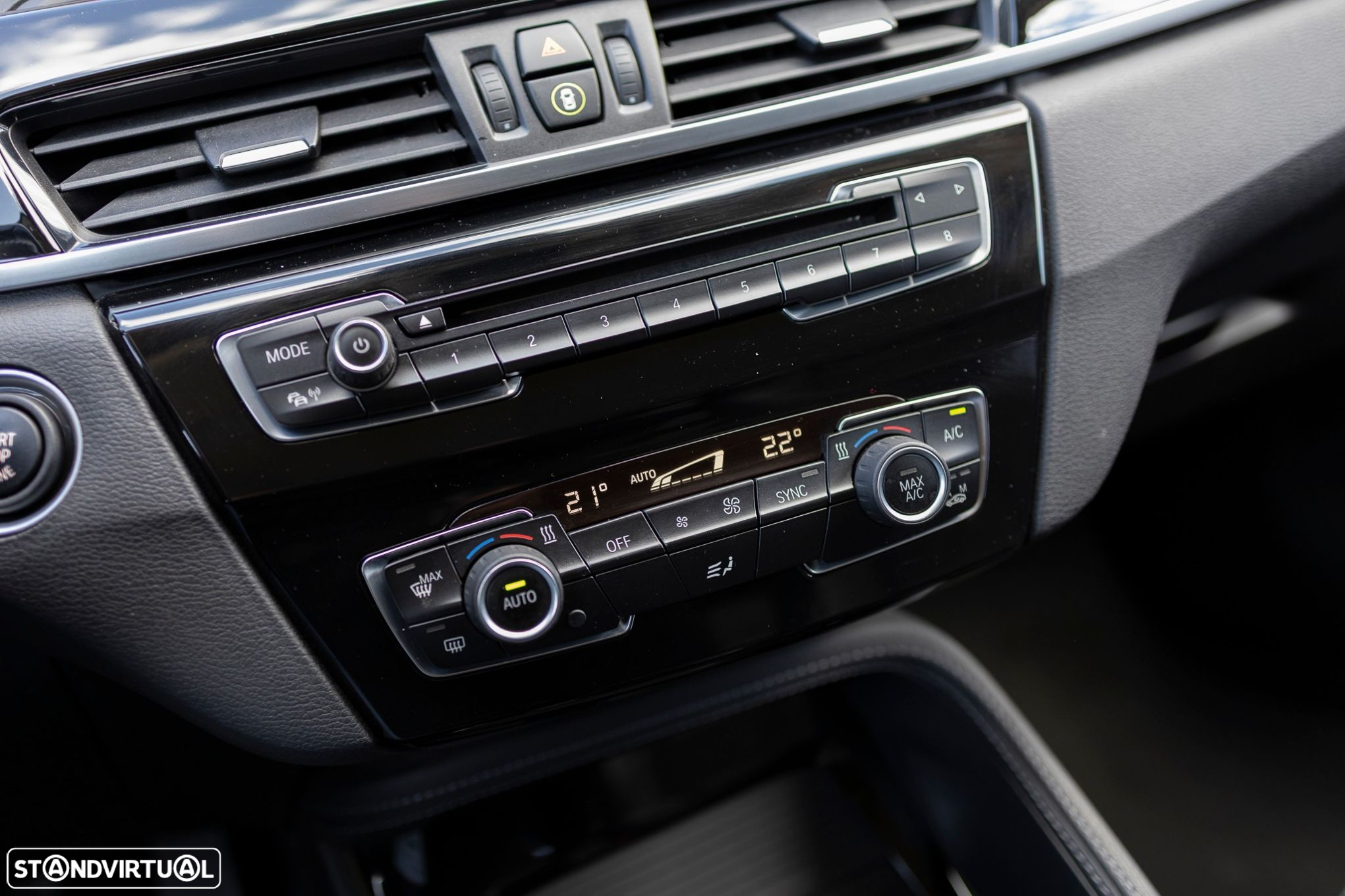 BMW X1 16 d sDrive Line xLine - 9