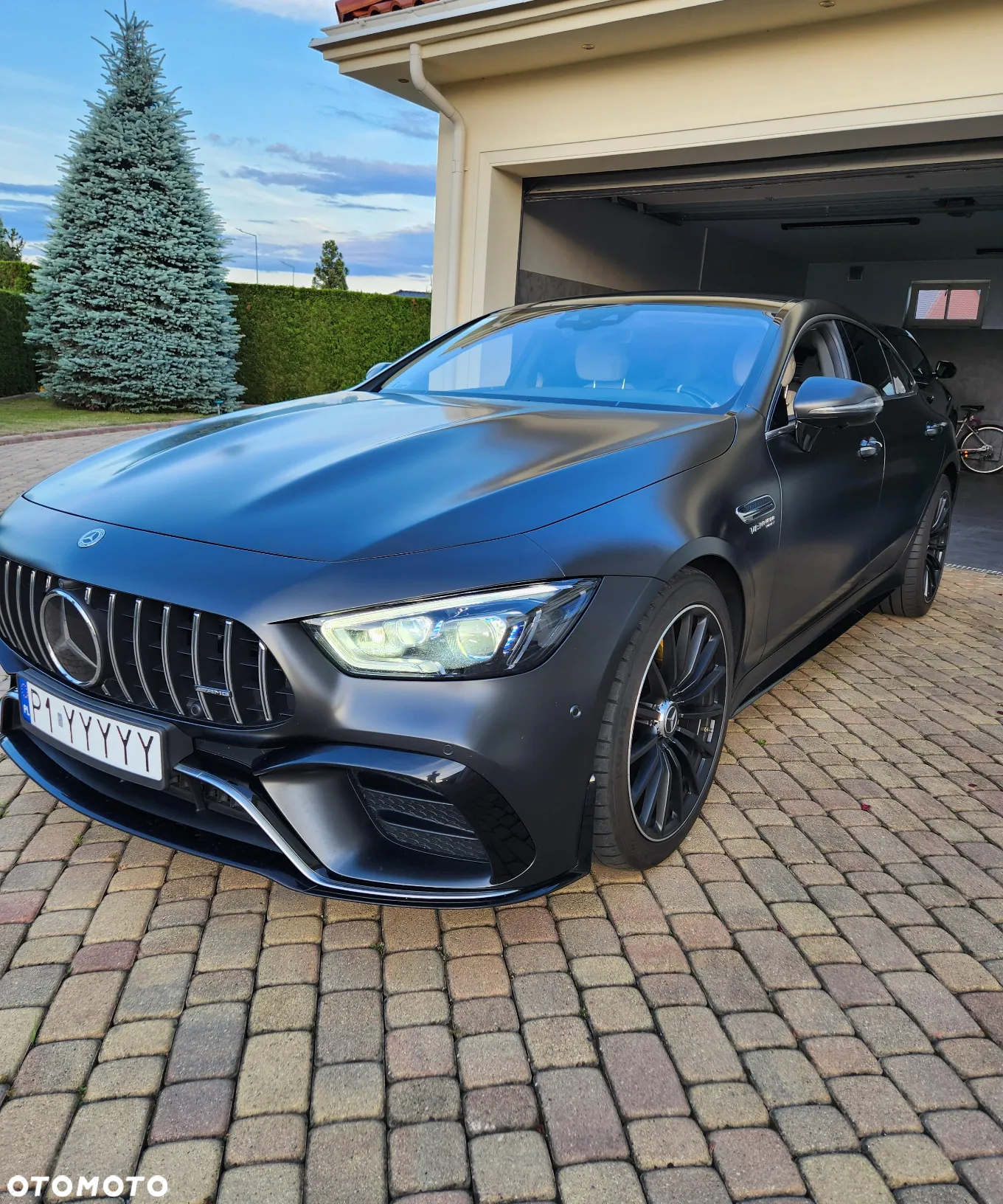 Mercedes-Benz AMG GT 43 4-Matic+ - 25