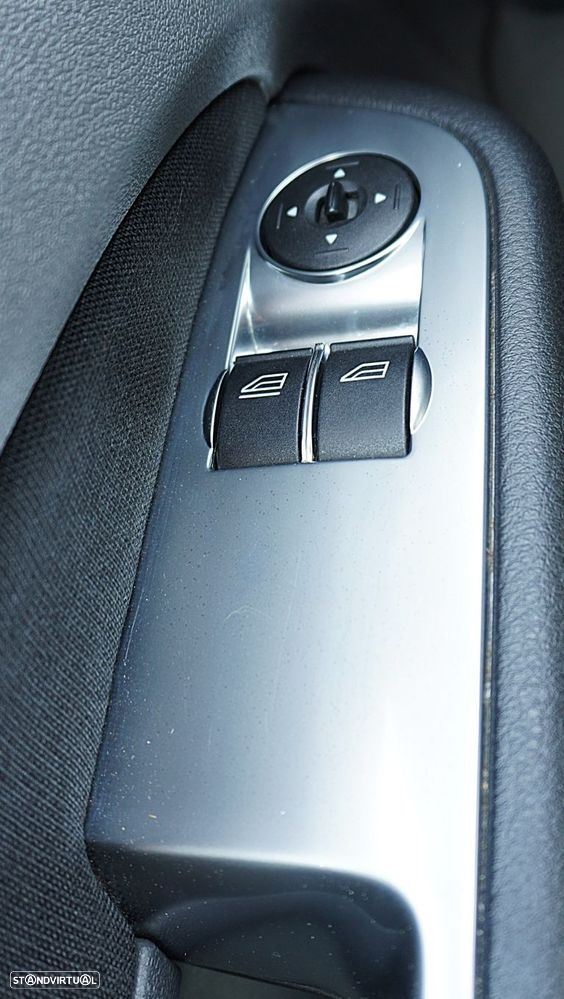 Ford Focus 1.6 TDCi Trend - 25