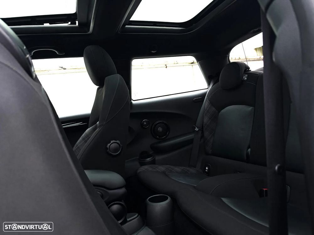 MINI 3 Portas Cooper D - 11