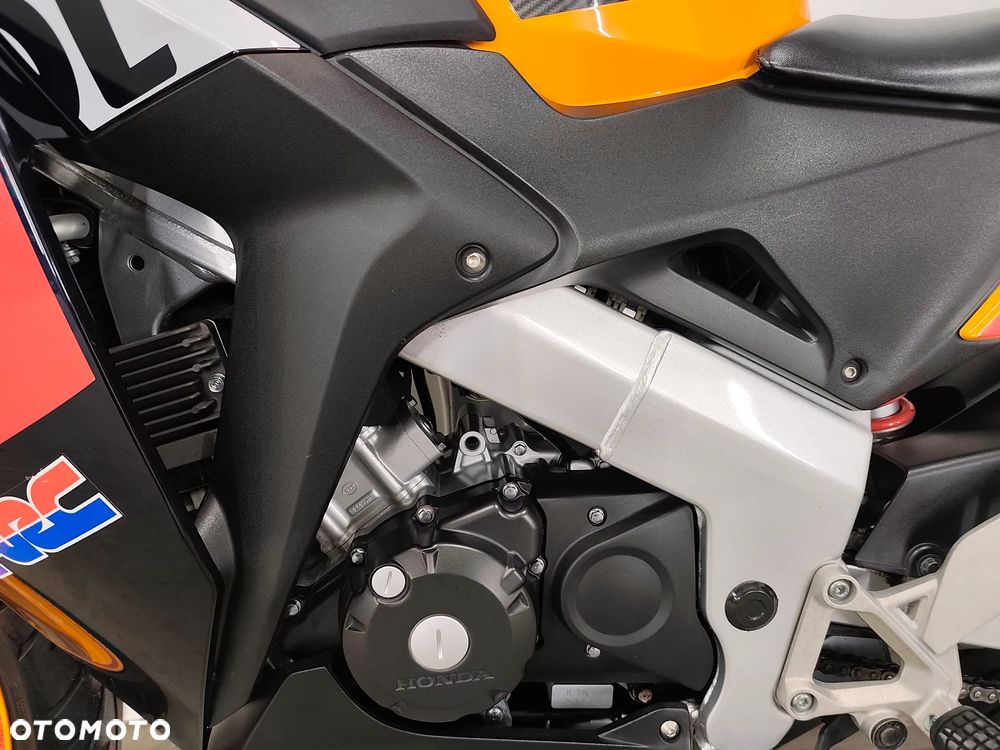 Honda CBR - 12