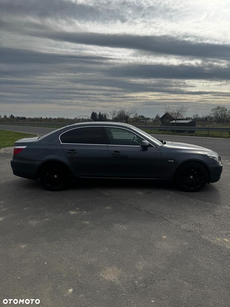 BMW Seria 5 520d - 8