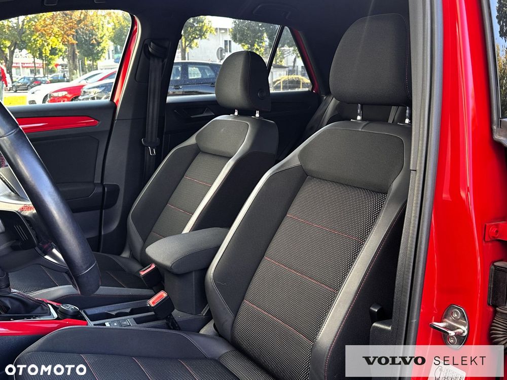 Volkswagen T-Roc - 18