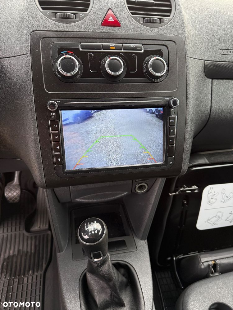 Volkswagen CADDY MAXI LONG 2.0 TDI 140 MANUAL 6 BIEGÓW SUPER STAN GOTOWY DO PRACY - 17