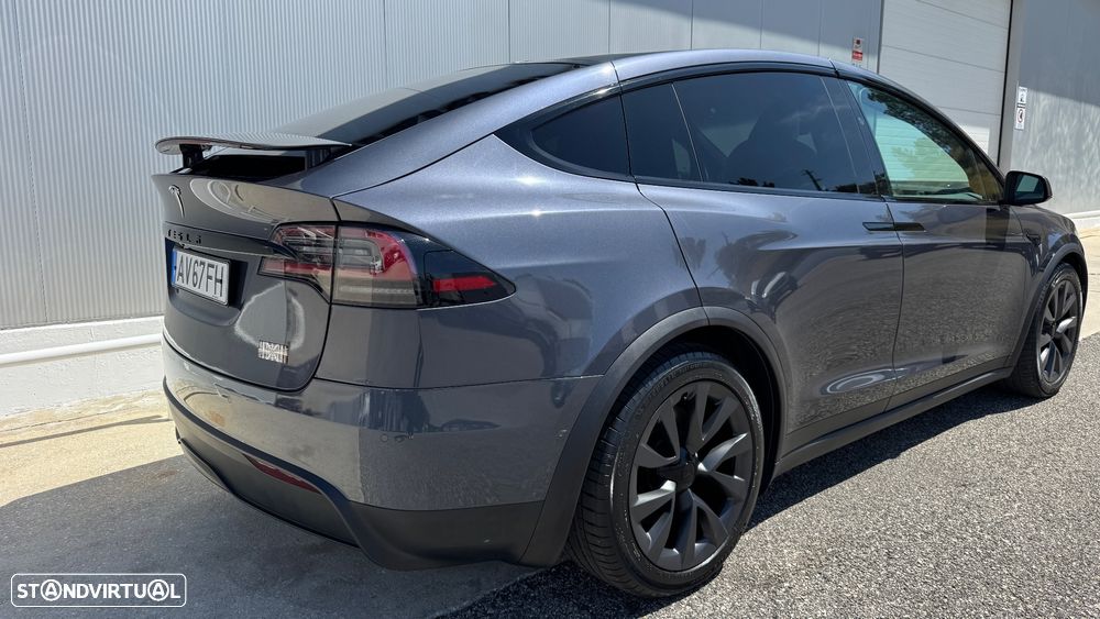 Tesla Model X Plaid AWD - 8
