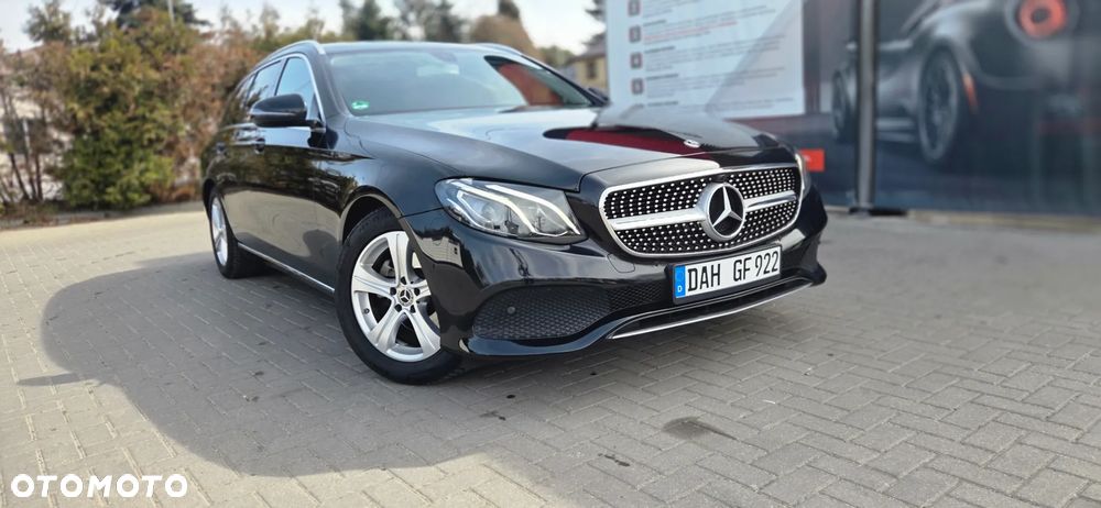 Mercedes-Benz Klasa E 220 d 9G-TRONIC - 2