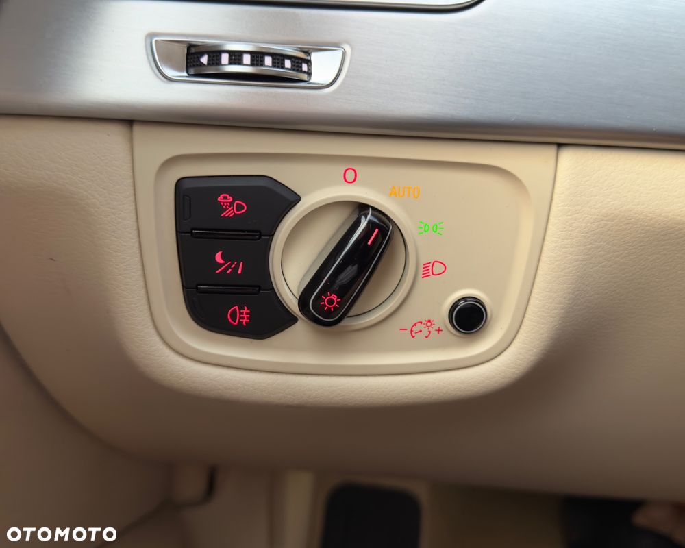 Audi A8 6.3 W12 FSI L Quattro - 34