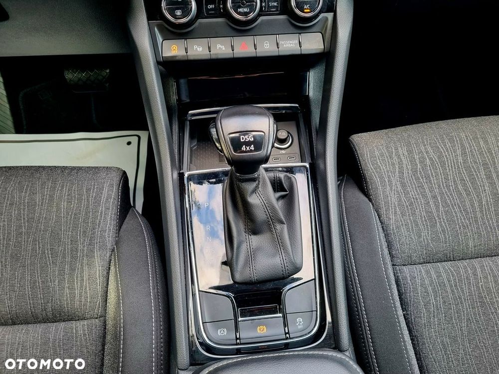 Skoda Karoq 2.0 TDI SCR 4x4 Style DSG - 19