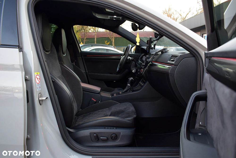 Skoda Superb 2.0 TSI 4x4 Sportline DSG - 9