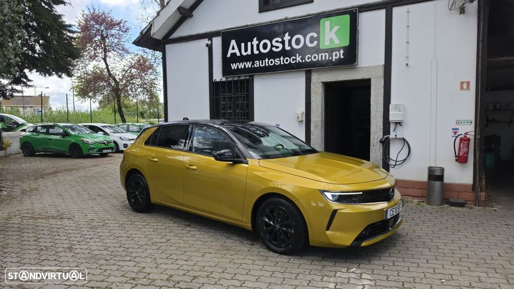 Opel Astra 1.5 D Elegance - 2