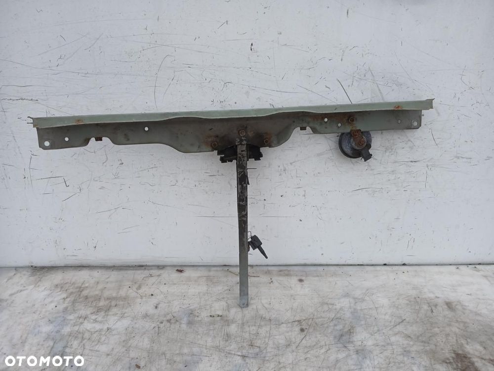 PAS PRZEDNI WZMOCNIENIE GÓRNE ZAMEK TOYOTA YARIS 1 I LIFT PISTACJOWA - 2