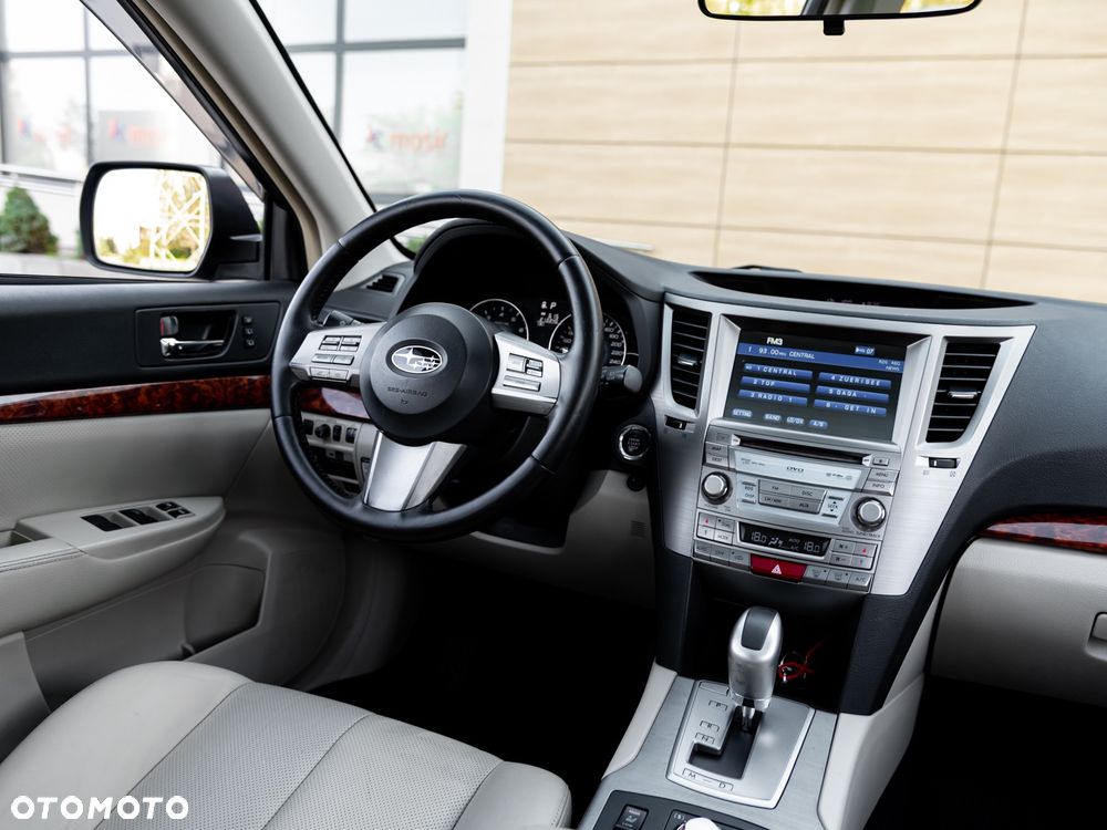 Subaru Outback 3.6 R Exclusive Navi - 27