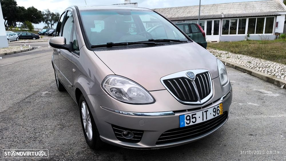 Lancia Musa 1.3 16V M-jet Oro - 25