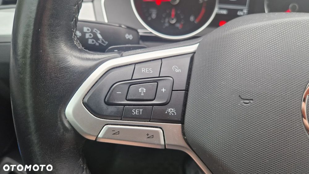 Volkswagen Passat 2.0 TDI EVO Business DSG - 25