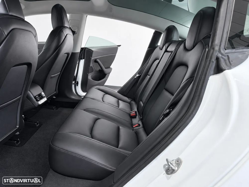 Tesla Model 3 Standard Range Plus RWD - 40