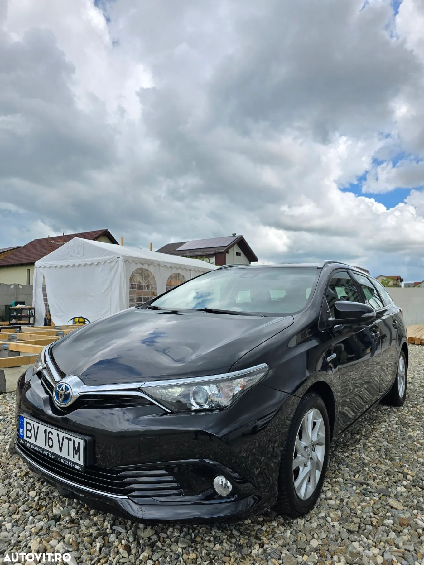 Toyota Auris 1.8 VVT-i Hybrid Automatik Touring Sports Comfort - 1