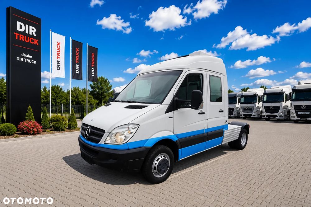 Mercedes-Benz Sprinter - 1