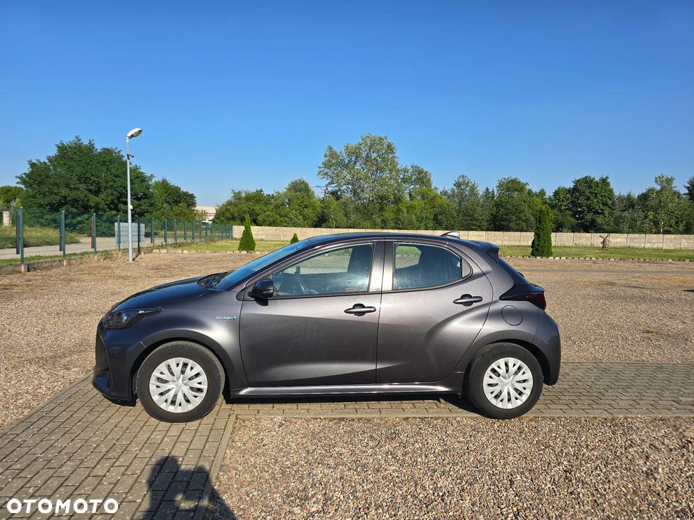 Toyota Yaris - 10