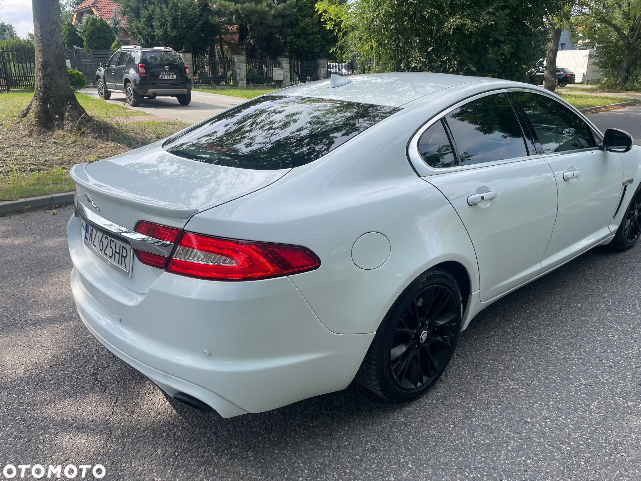 Jaguar XF - 4