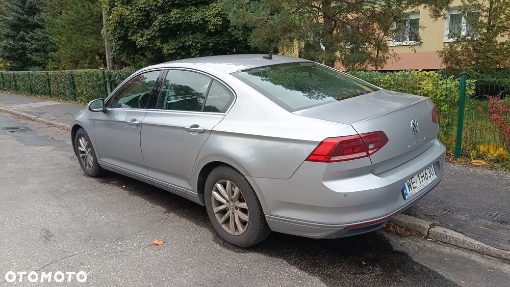 Volkswagen Passat 2.0 TDI EVO Business - 3