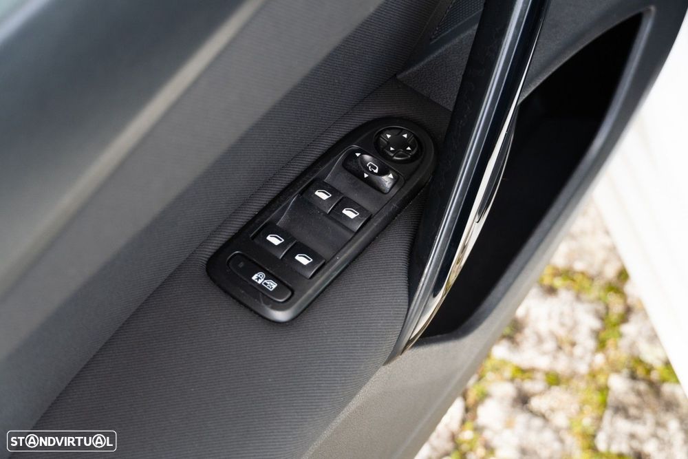 Peugeot 508 SW 1.6 e-HDi Allure 2-Tronic - 39