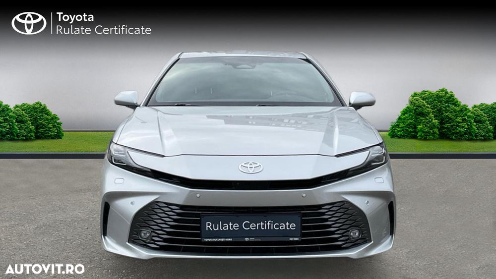 Toyota Camry ver-2-5-hybrid-exclusive - 2