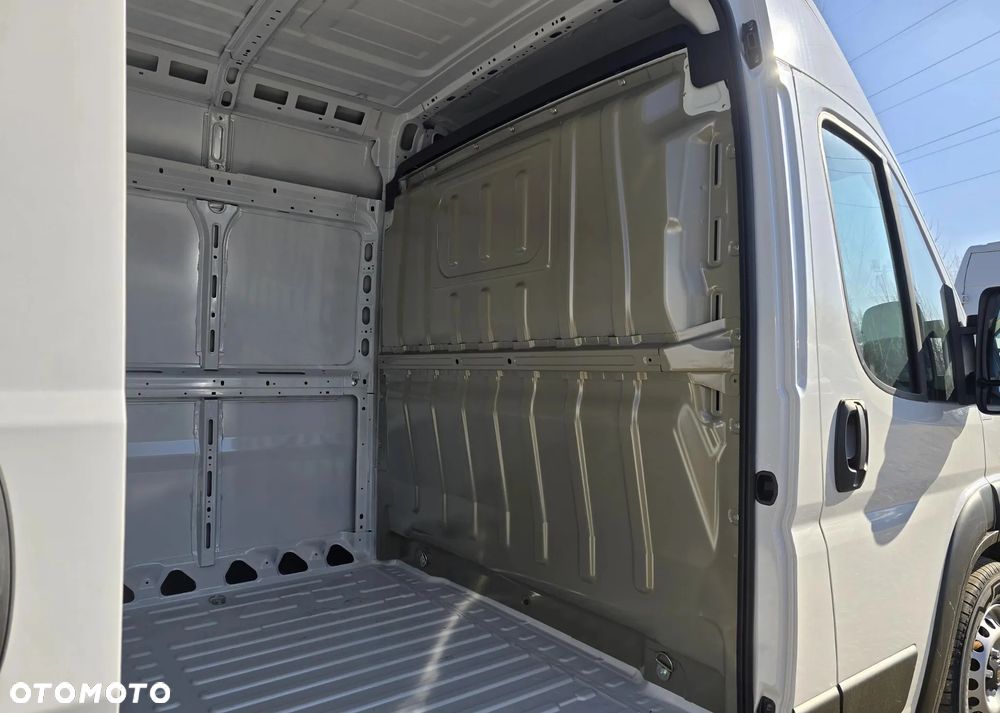 Opel Movano L4H2 140KM - 10