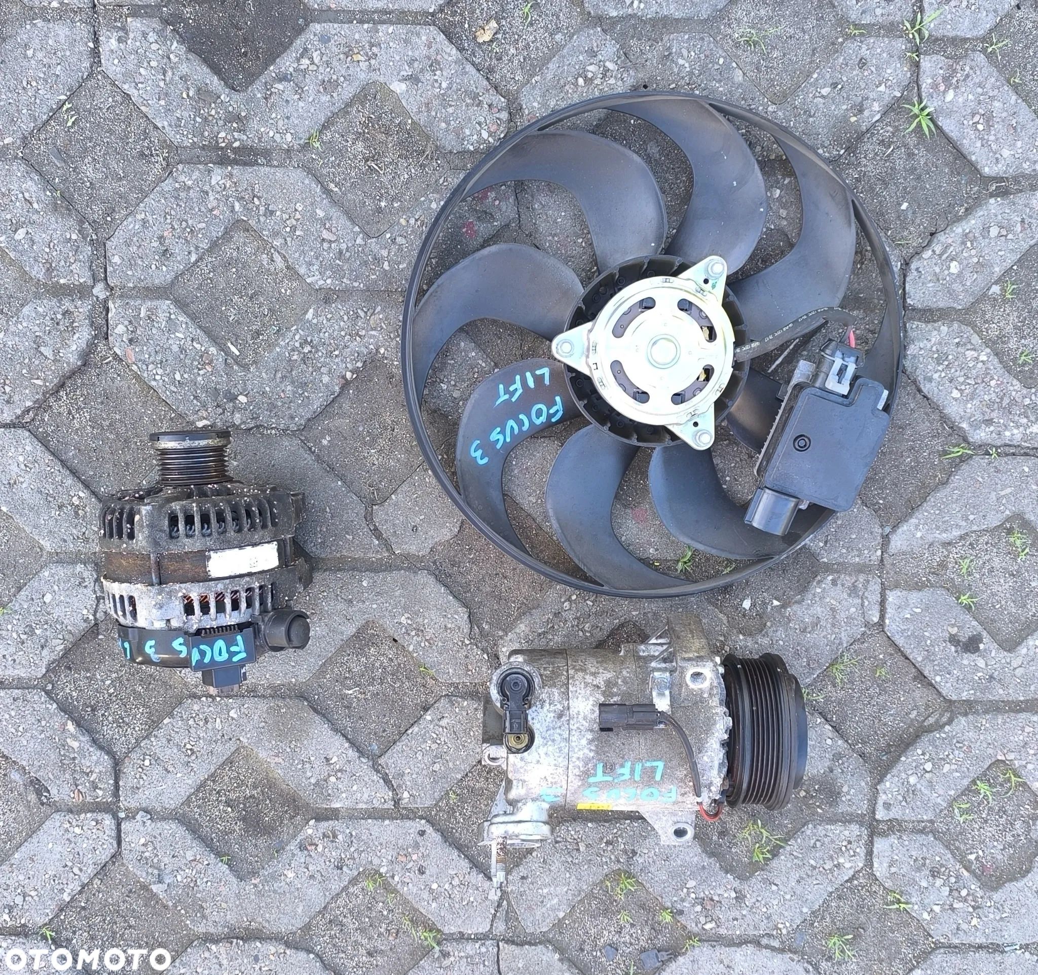ford focus MK3 lift kompresor pompa klimatyzacji alternator wentylator 1,0B. - 1