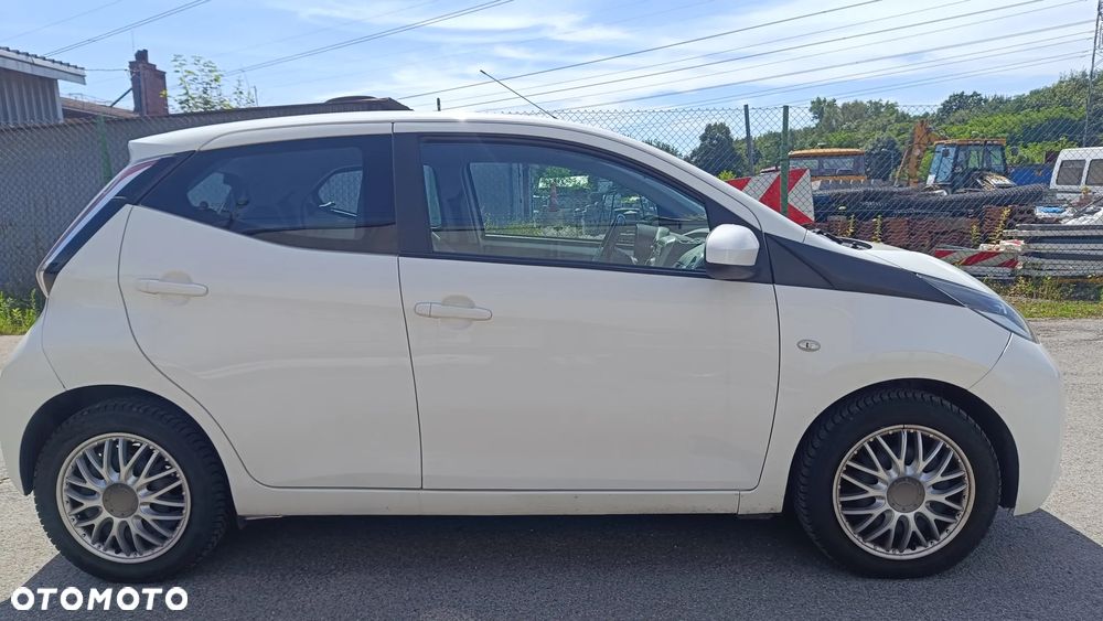 Toyota Aygo x-cite - 8