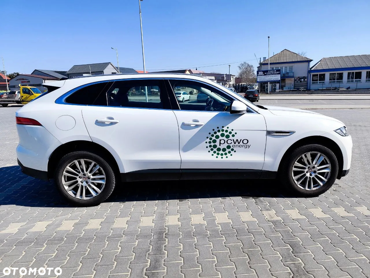 Jaguar F-Pace - 5