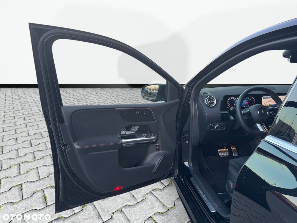 Mercedes-Benz Klasa B 200 AMG Line 7G-DCT - 11