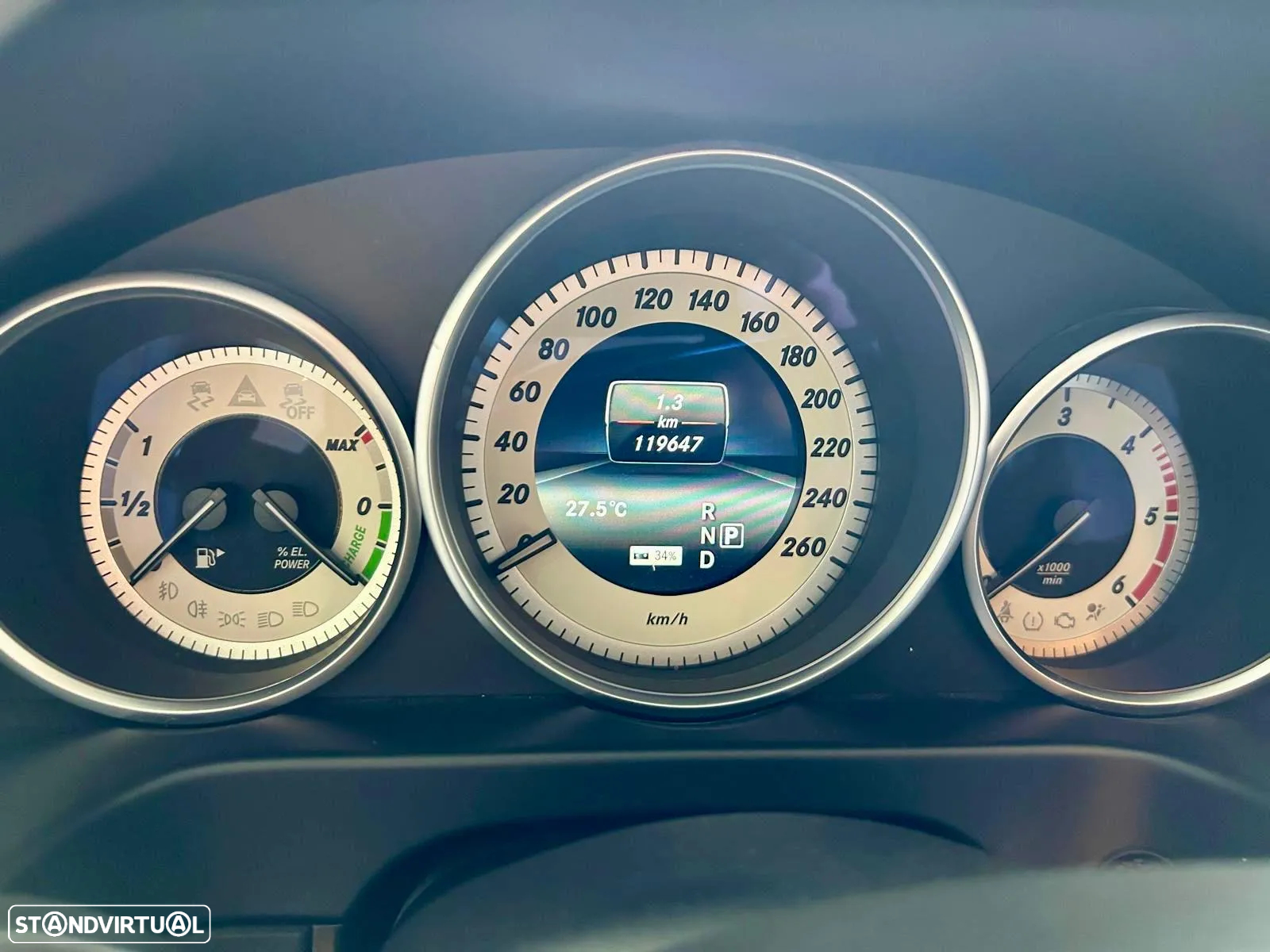 Mercedes-Benz E 300 Bluetec Hybrid Avantgarde - 15