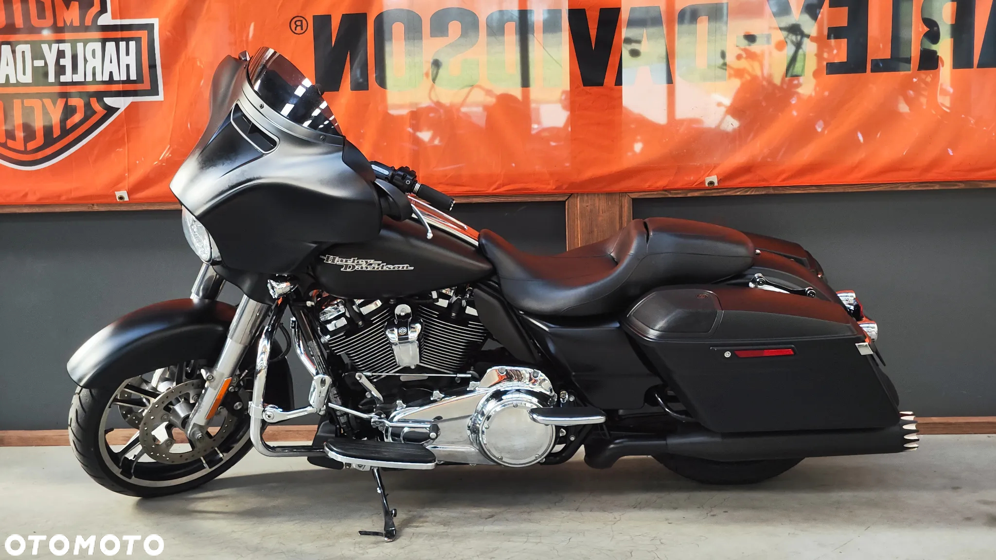 Harley-Davidson FLHXS Special - 6