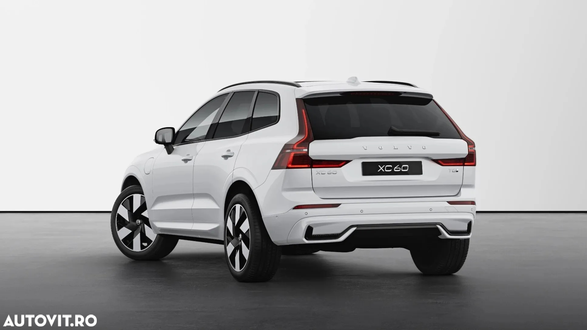 Volvo XC 60 T6 AWD AT PHEV Plus Dark - 2