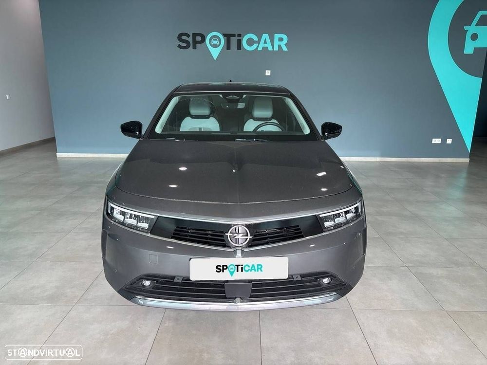 Opel Astra 1.5 D Elegance Aut. - 2