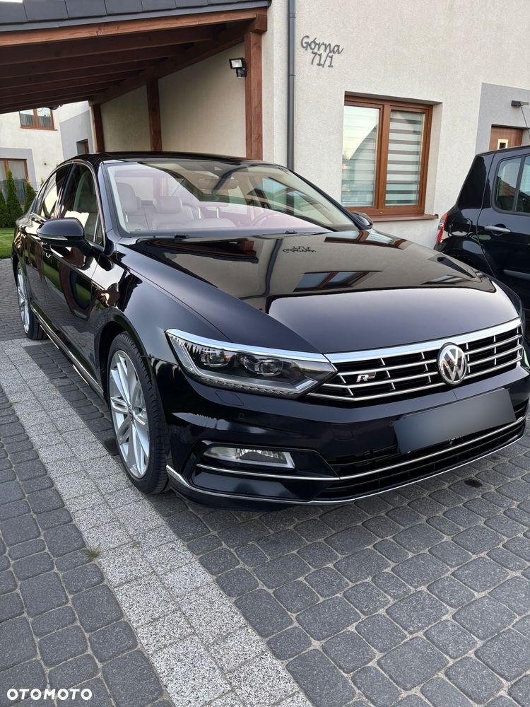 Volkswagen Passat - 4