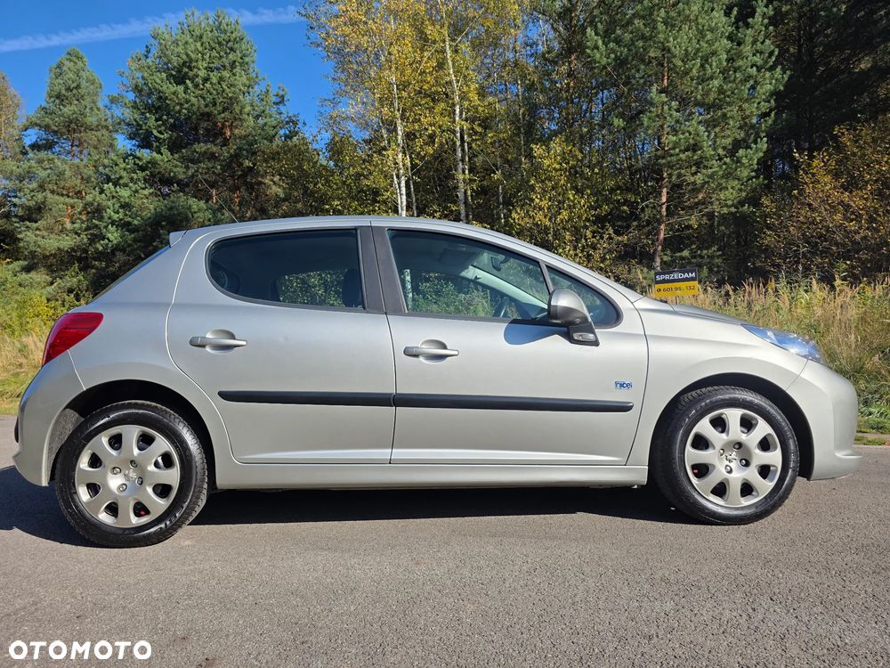 Peugeot 207 - 34