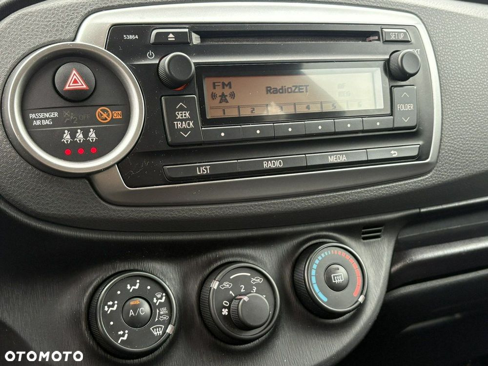 Toyota Yaris - 26