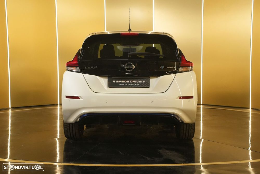 Nissan Leaf N-Connecta - 12