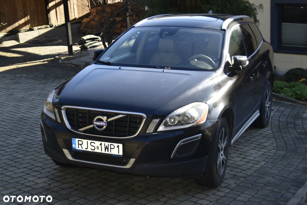 Volvo XC 60 - 1