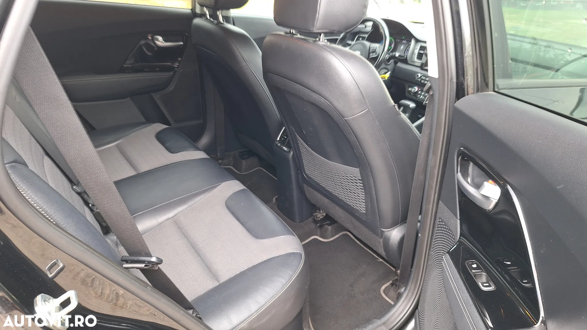 Kia Niro - 13