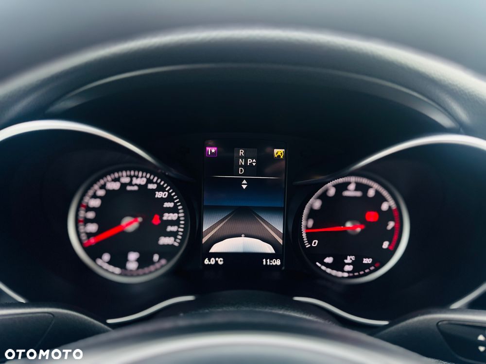 Mercedes-Benz Klasa C 180 9G-TRONIC Avantgarde - 22