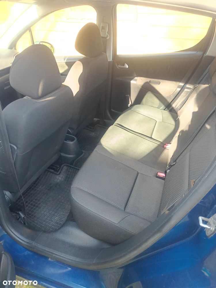Peugeot 207 1.4 - 10