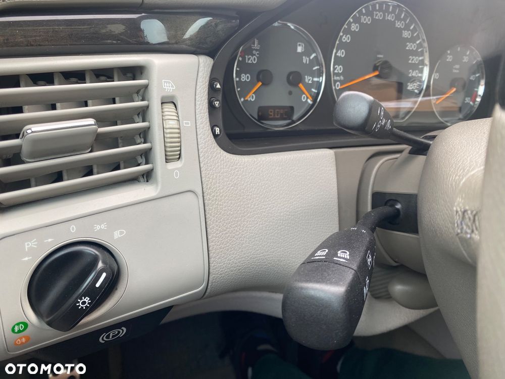 Mercedes-Benz Klasa E 320 T CDI Avantgarde - 15