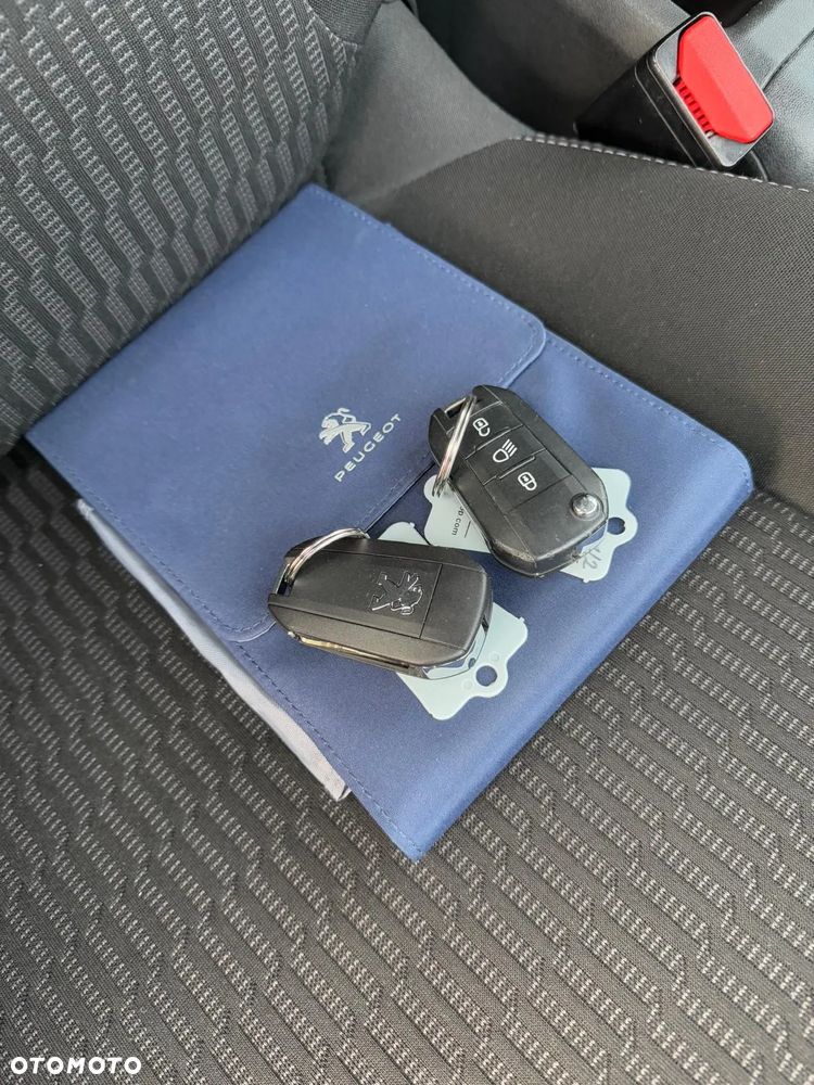 Peugeot 208 1.2 PureTech Style - 27