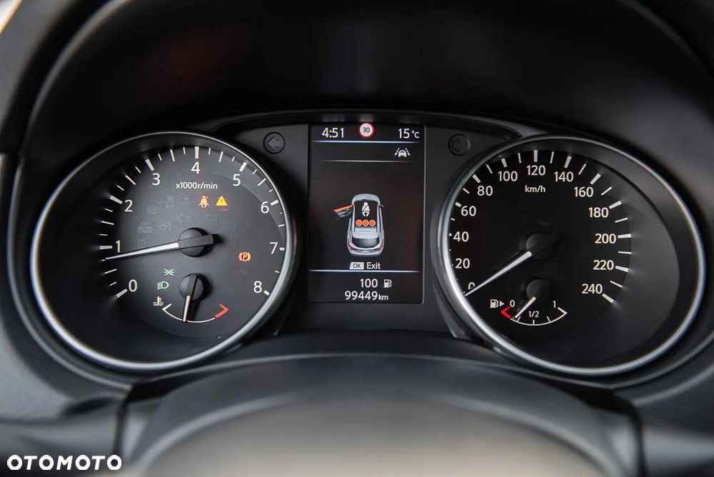 Nissan Qashqai 1.3 DIG-T ACENTA - 18