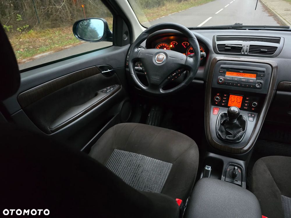 Fiat Croma 1.9 JTD Dynamic - 6