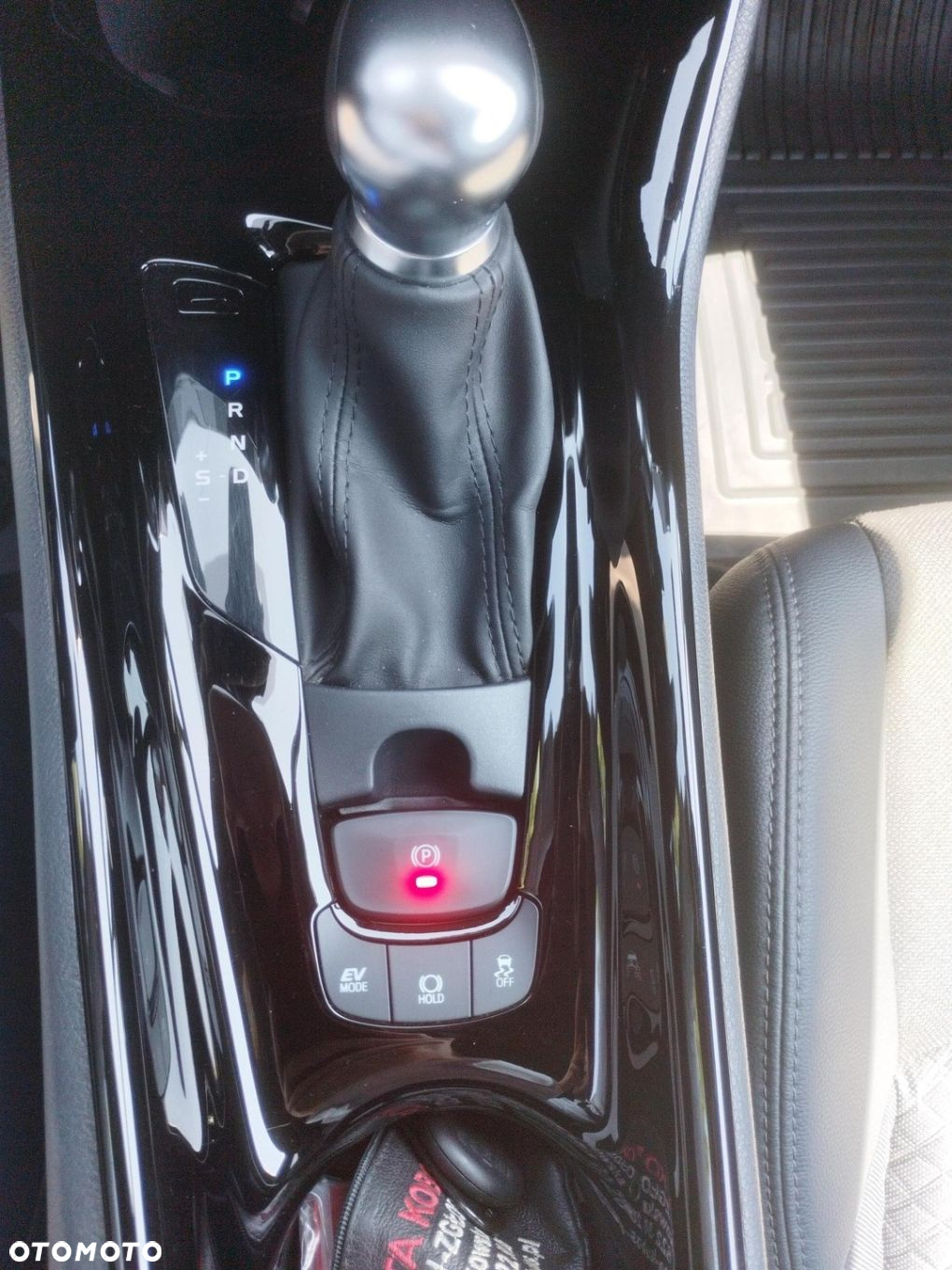 Toyota C-HR - 21