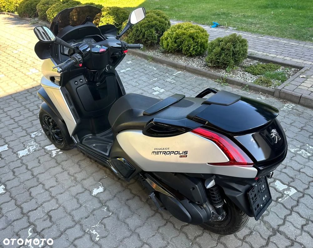Peugeot Metropolis - 4